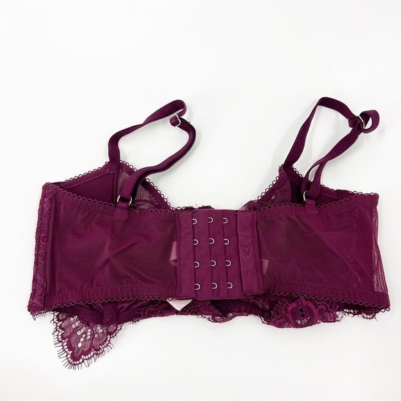 ✅ Victoria's Secret Bra Size 32D Clasp Back Light Lined Underwire Adjustable - Picture 4 of 6